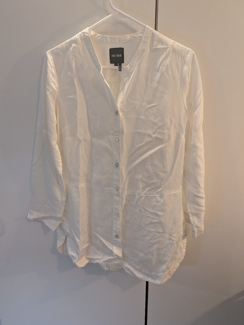 NIC+ZOE Woman's Small White Button-Front Long Sleeve Lightweight Shirt NWT